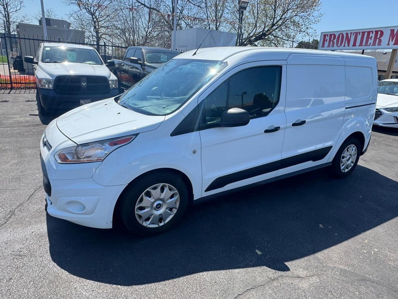 2017 Ford Transit Connect XLT Photo0