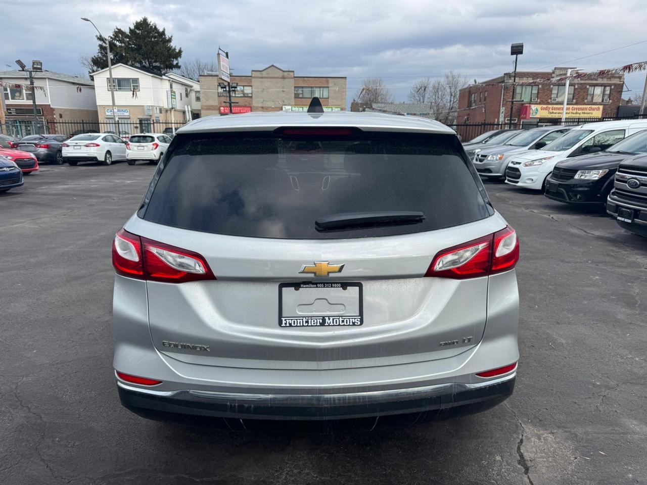 2019 Chevrolet Equinox LT Photo4