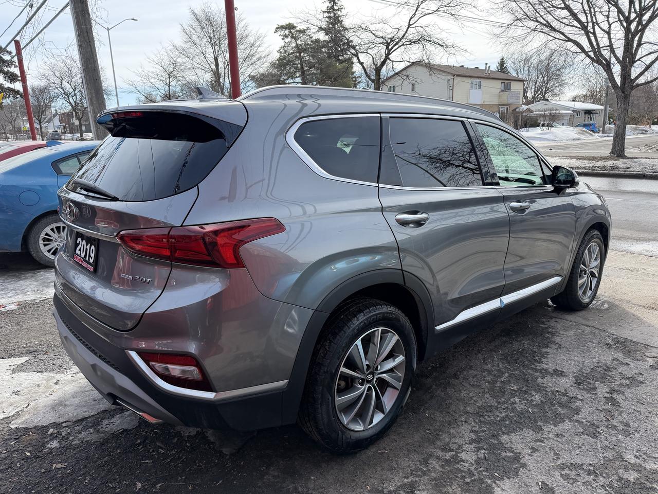2019 Hyundai Santa Fe LUXURY AWD Photo