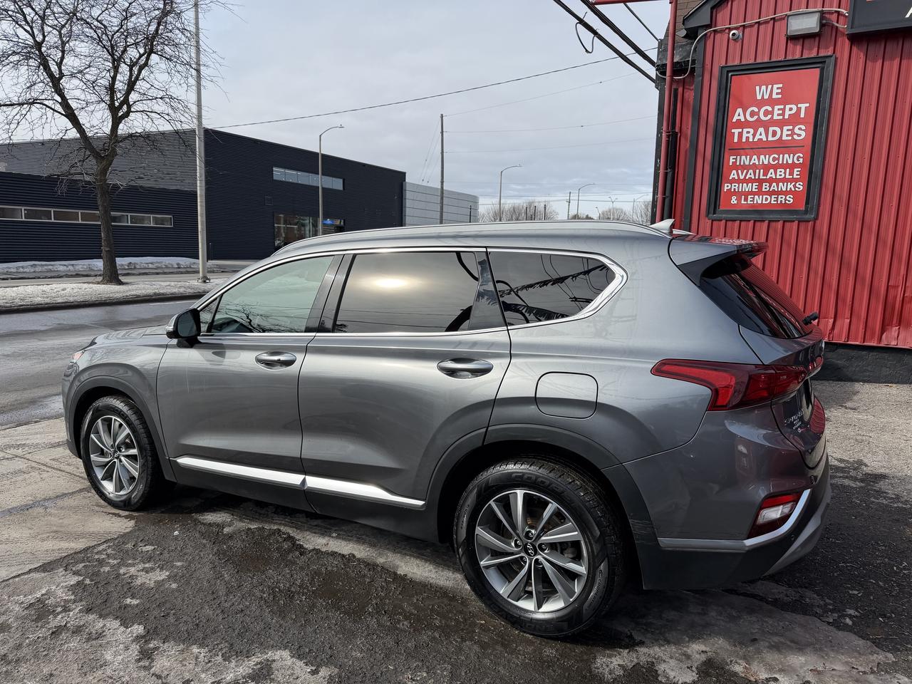 2019 Hyundai Santa Fe LUXURY AWD Photo
