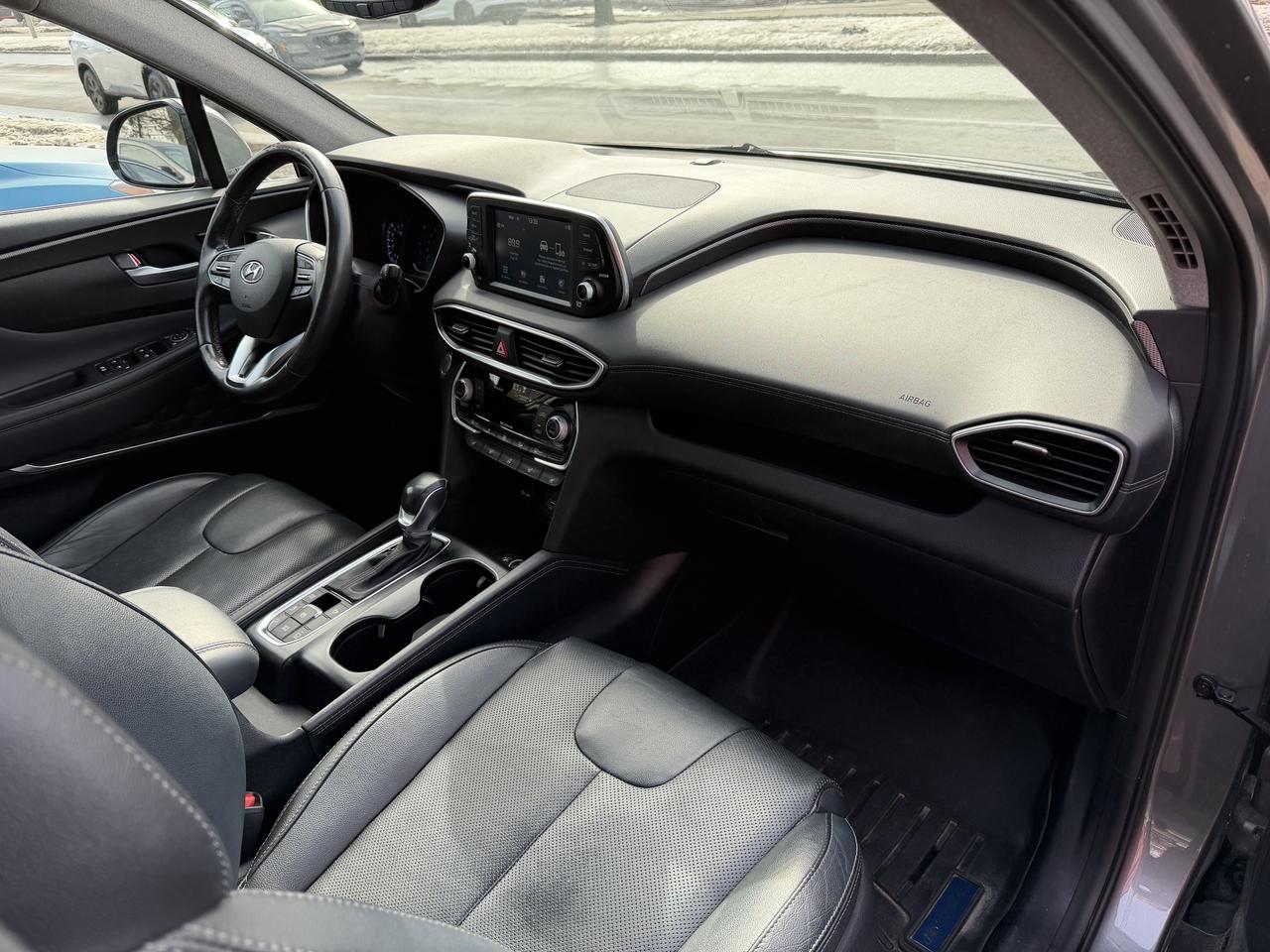 2019 Hyundai Santa Fe LUXURY AWD Photo