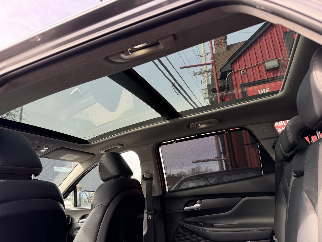 2019 Hyundai Santa Fe LUXURY AWD Photo