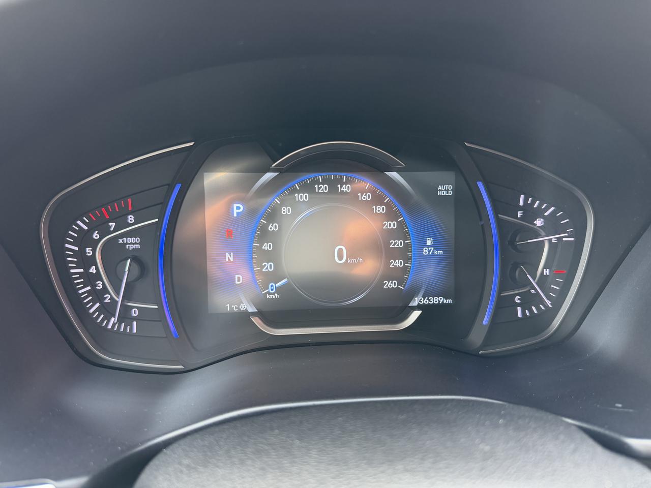 2019 Hyundai Santa Fe LUXURY AWD Photo