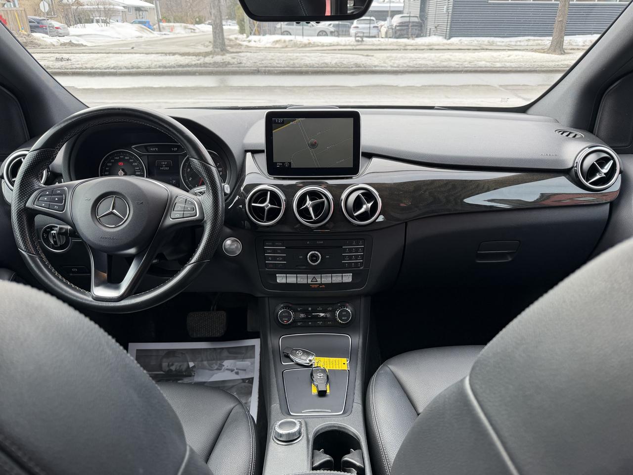 2015 Mercedes-Benz B-Class B 250 4-MATIC Photo