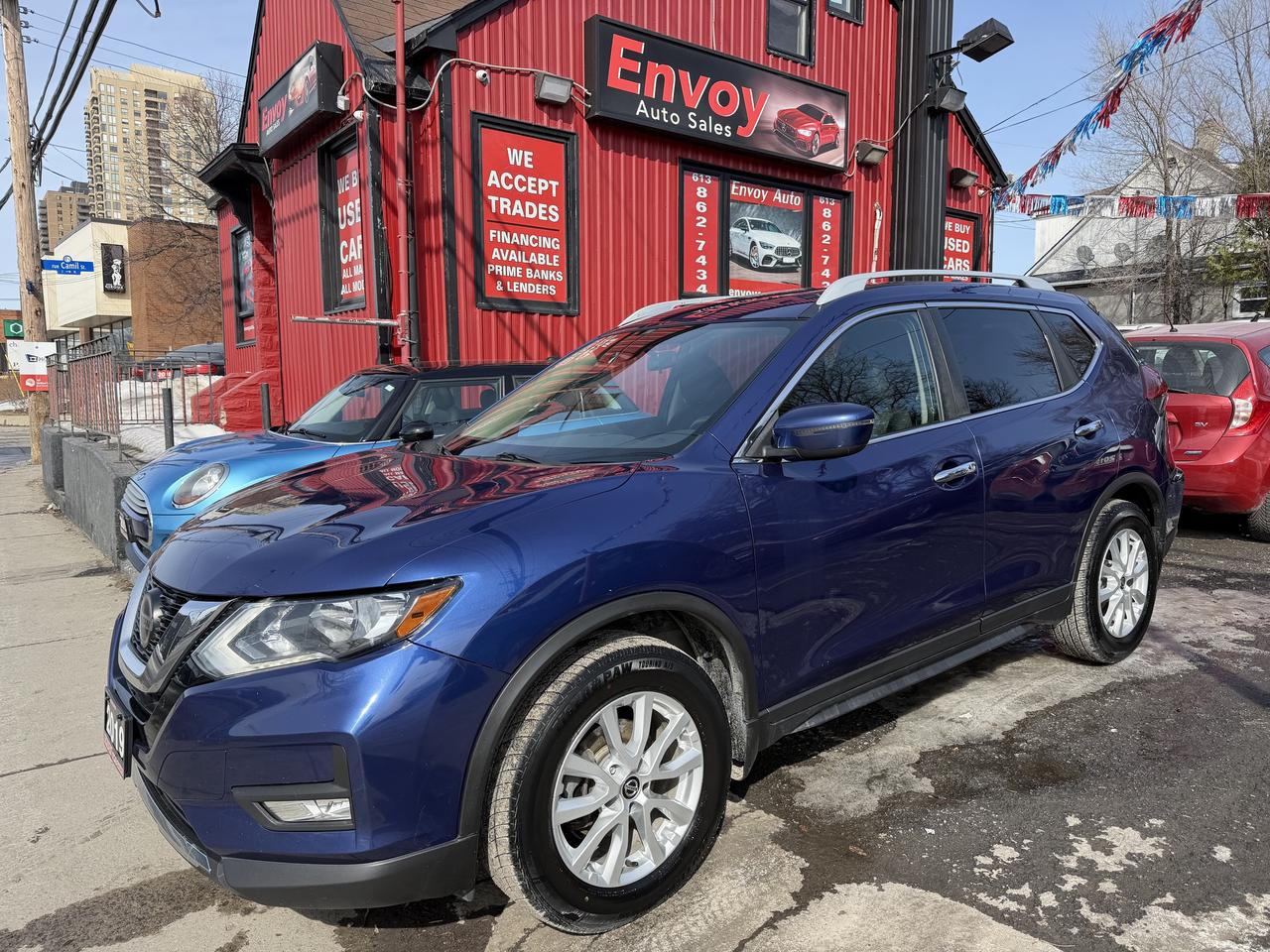 2019 Nissan Rogue SV Photo