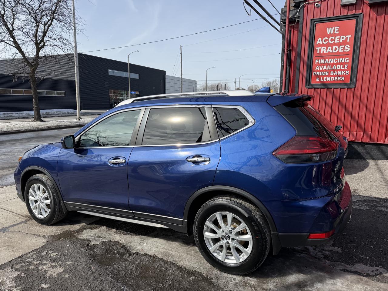 2019 Nissan Rogue SV Photo