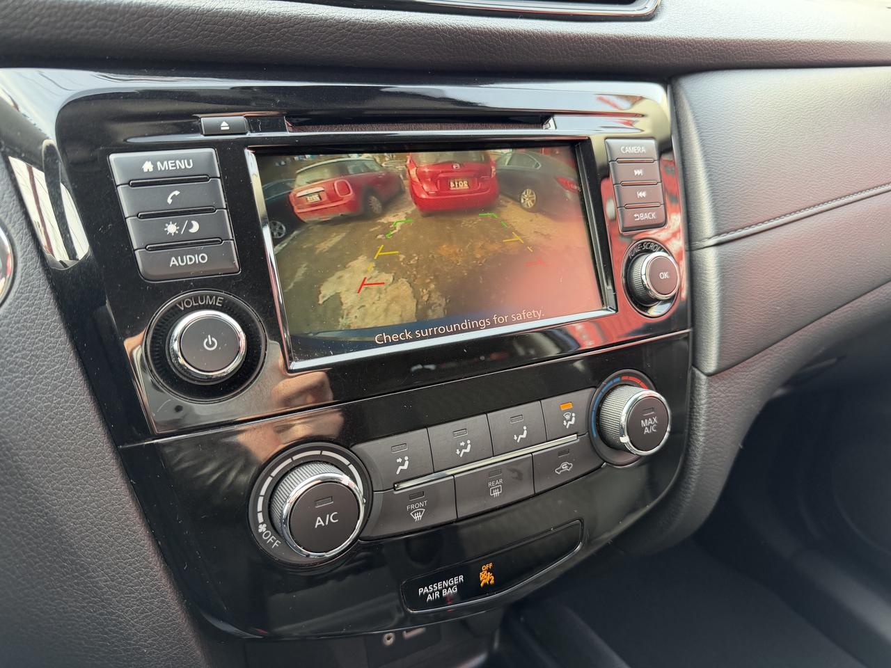 2019 Nissan Rogue SV Photo