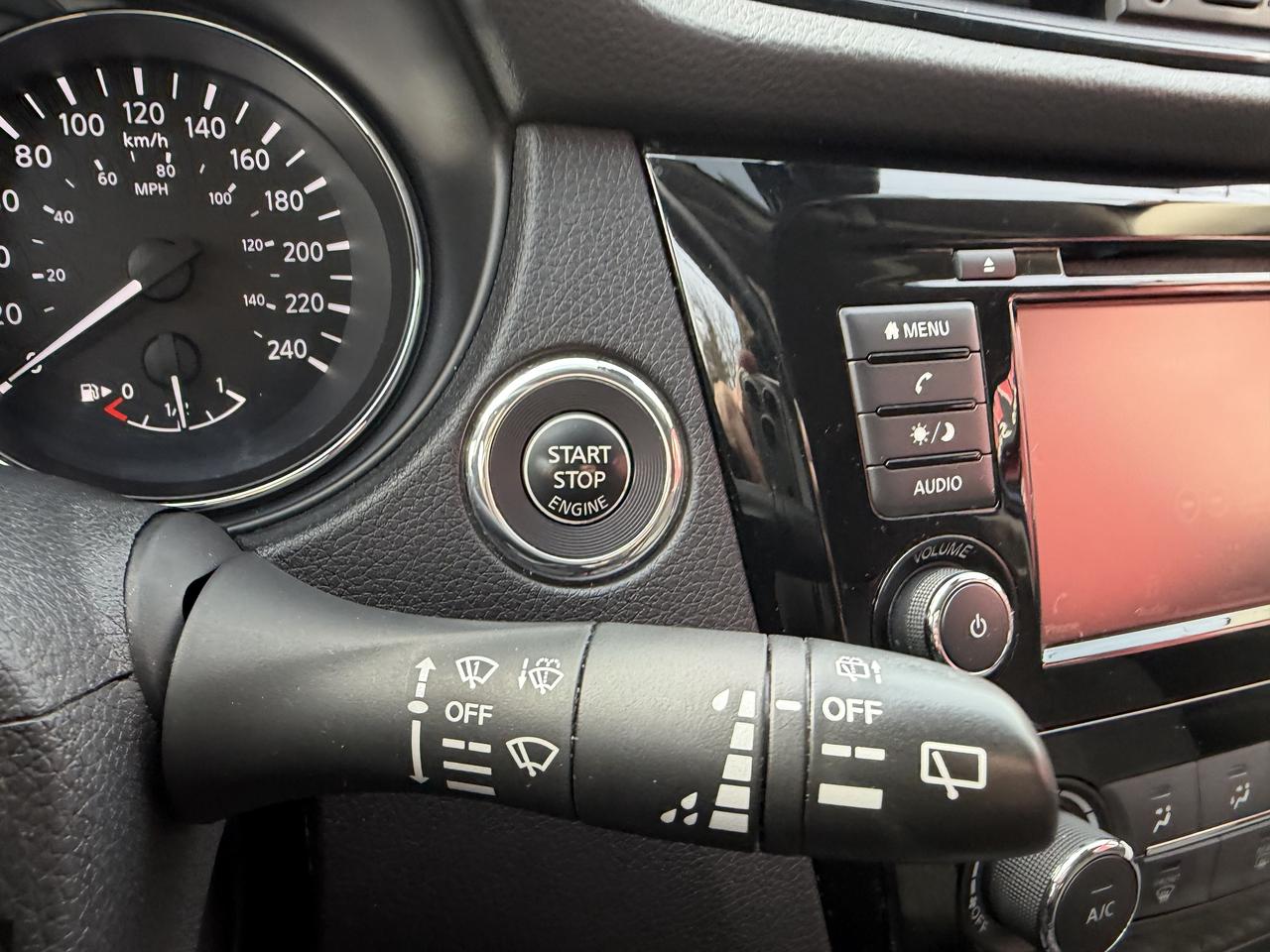 2019 Nissan Rogue SV Photo