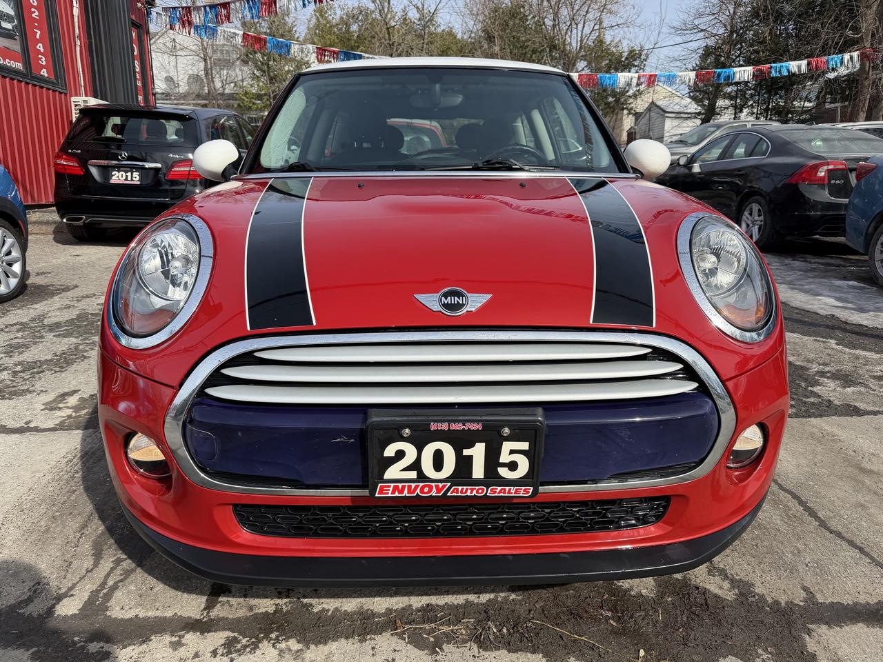 2015 MINI Cooper Hardtop 6-SPEED Photo