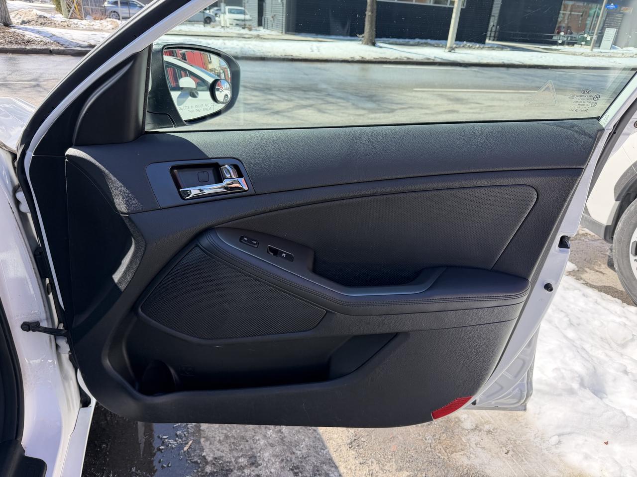 2012 Kia Optima EX Photo