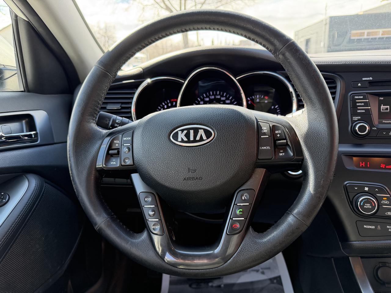 2012 Kia Optima EX Photo