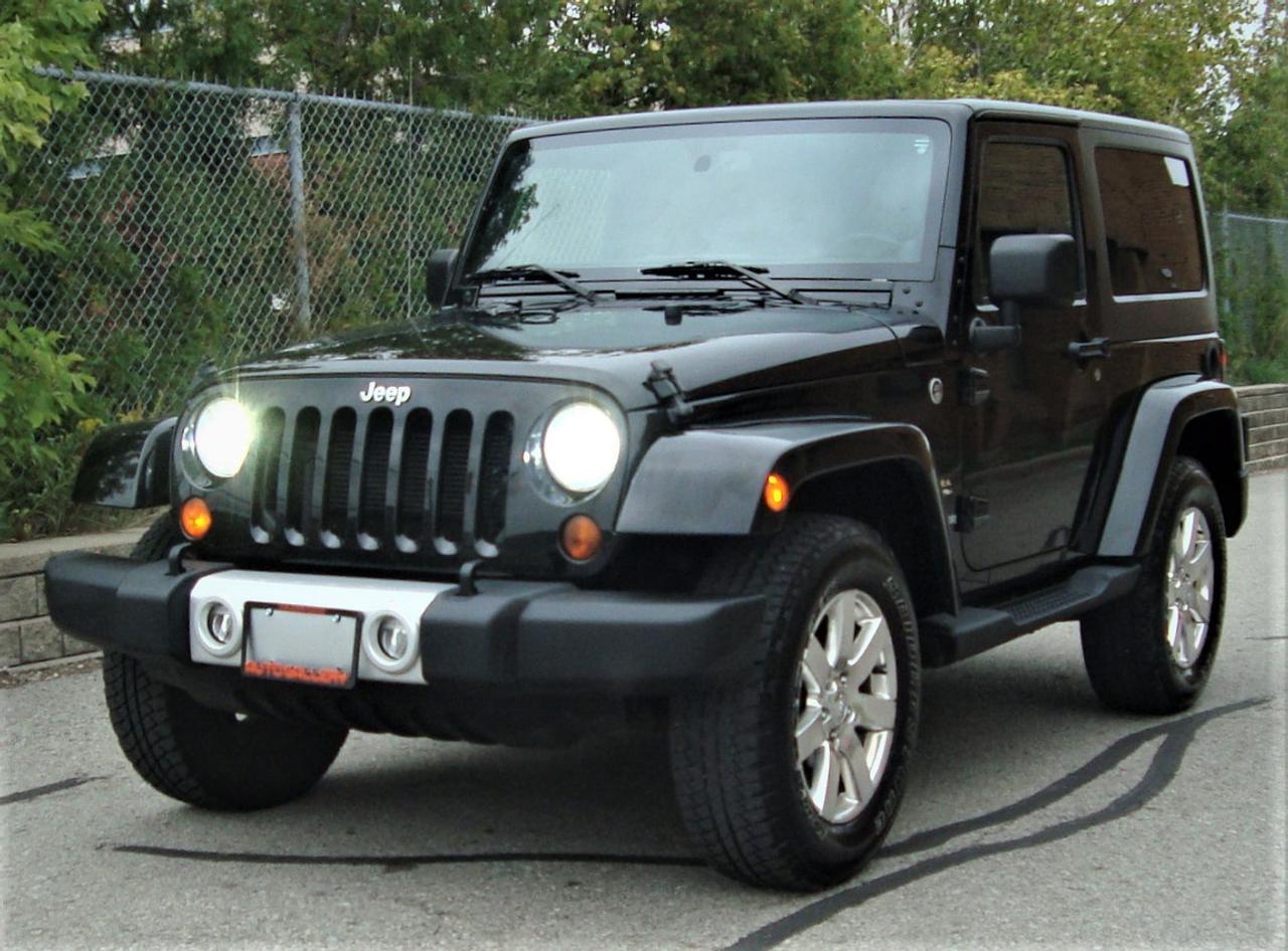 2013 Jeep Wrangler SAHARA 4X4 Photo4