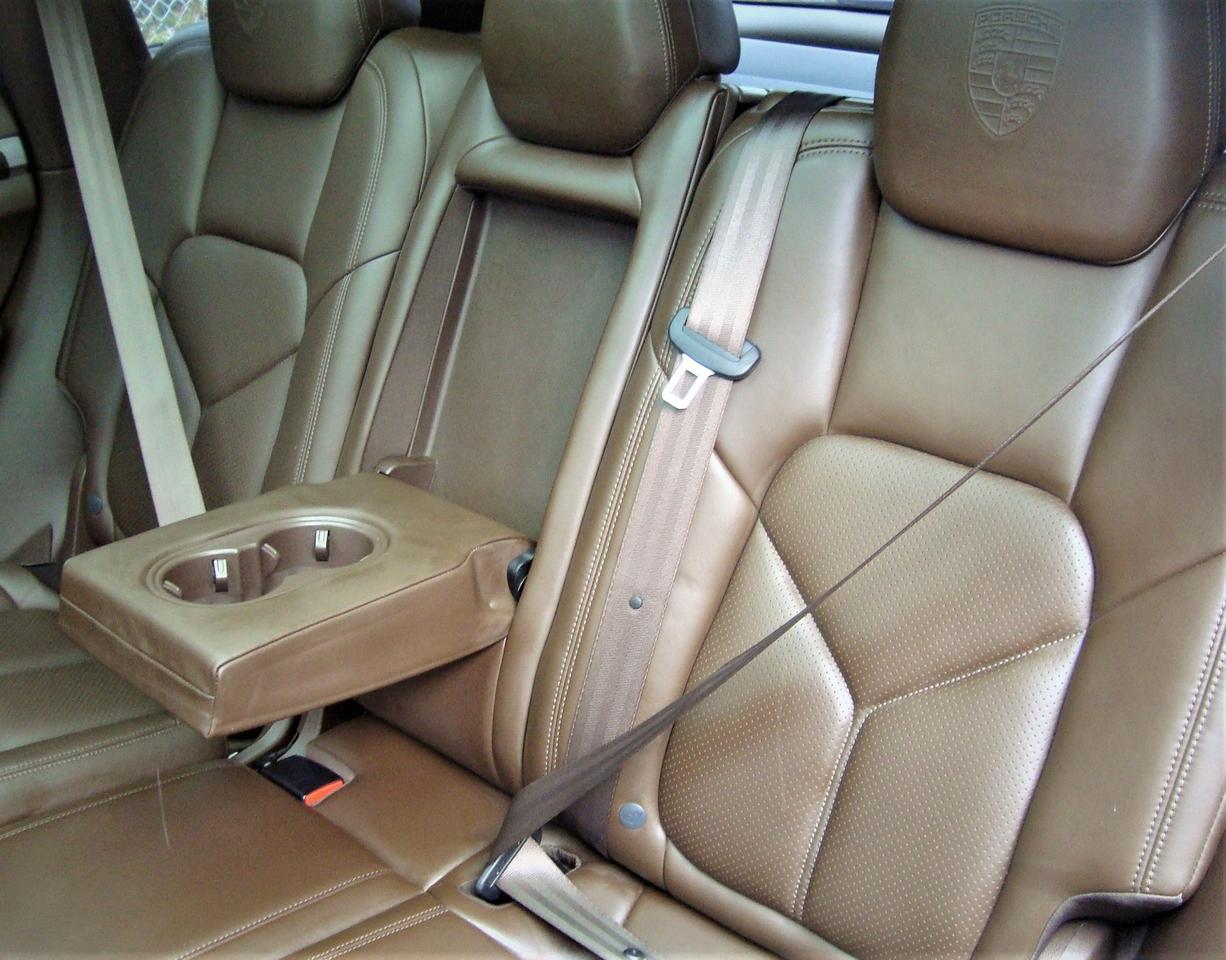 2015 Porsche Cayenne S e-Hybrid AWD Photo