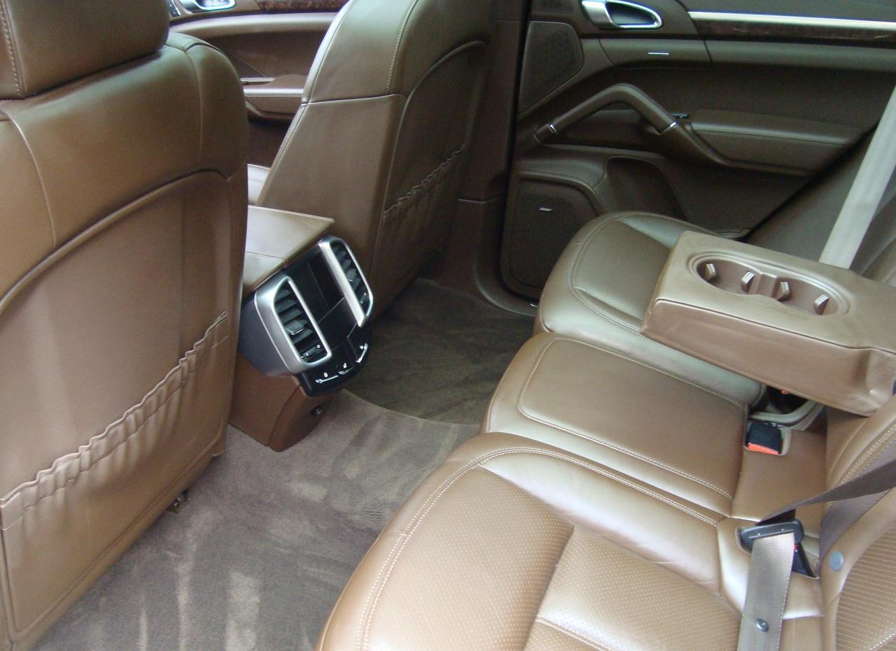 2015 Porsche Cayenne S e-Hybrid AWD Photo