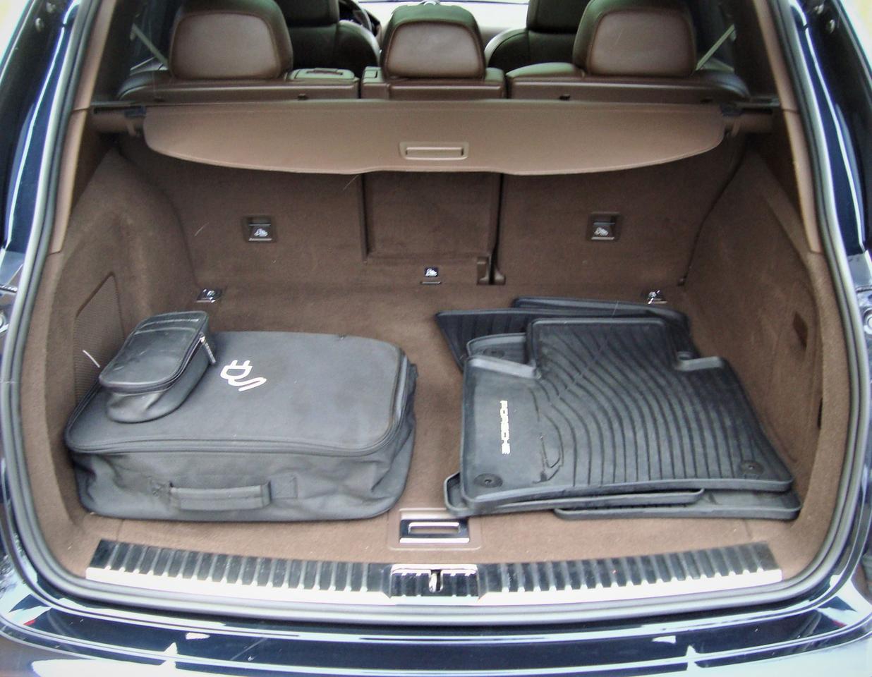 2015 Porsche Cayenne S e-Hybrid AWD Photo