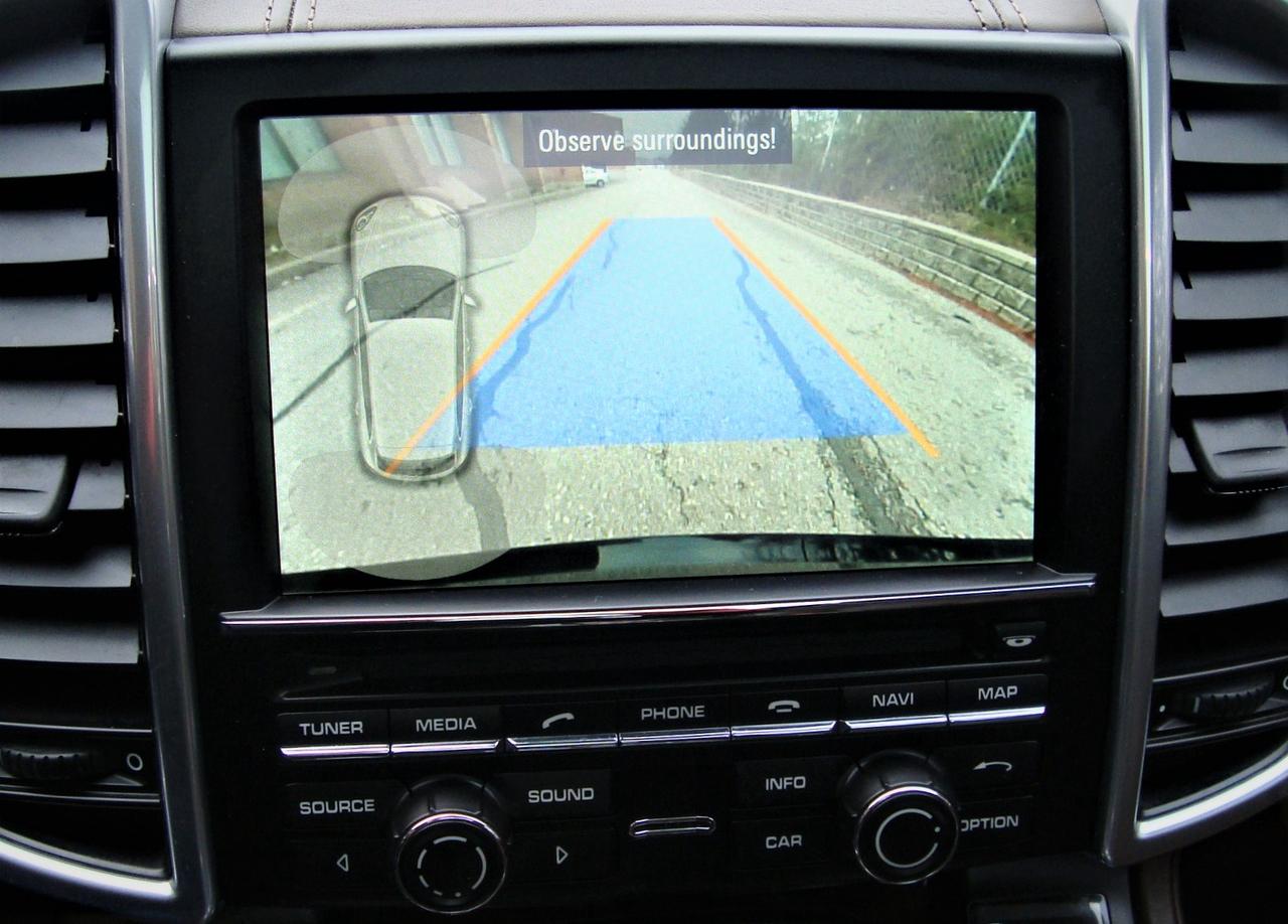 2015 Porsche Cayenne S e-Hybrid AWD Photo