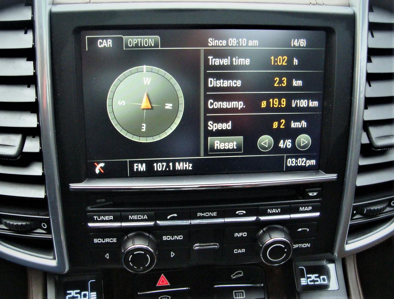 2015 Porsche Cayenne S e-Hybrid AWD Photo