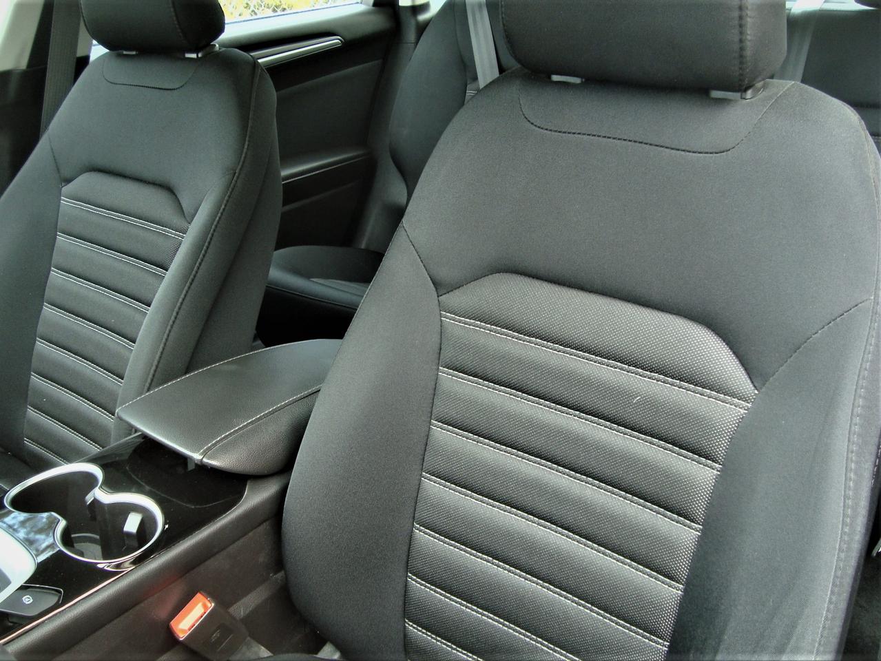 2015 Ford Fusion SE | ONLY 67K | 1 OWNER | CARFAX CLEAN Photo