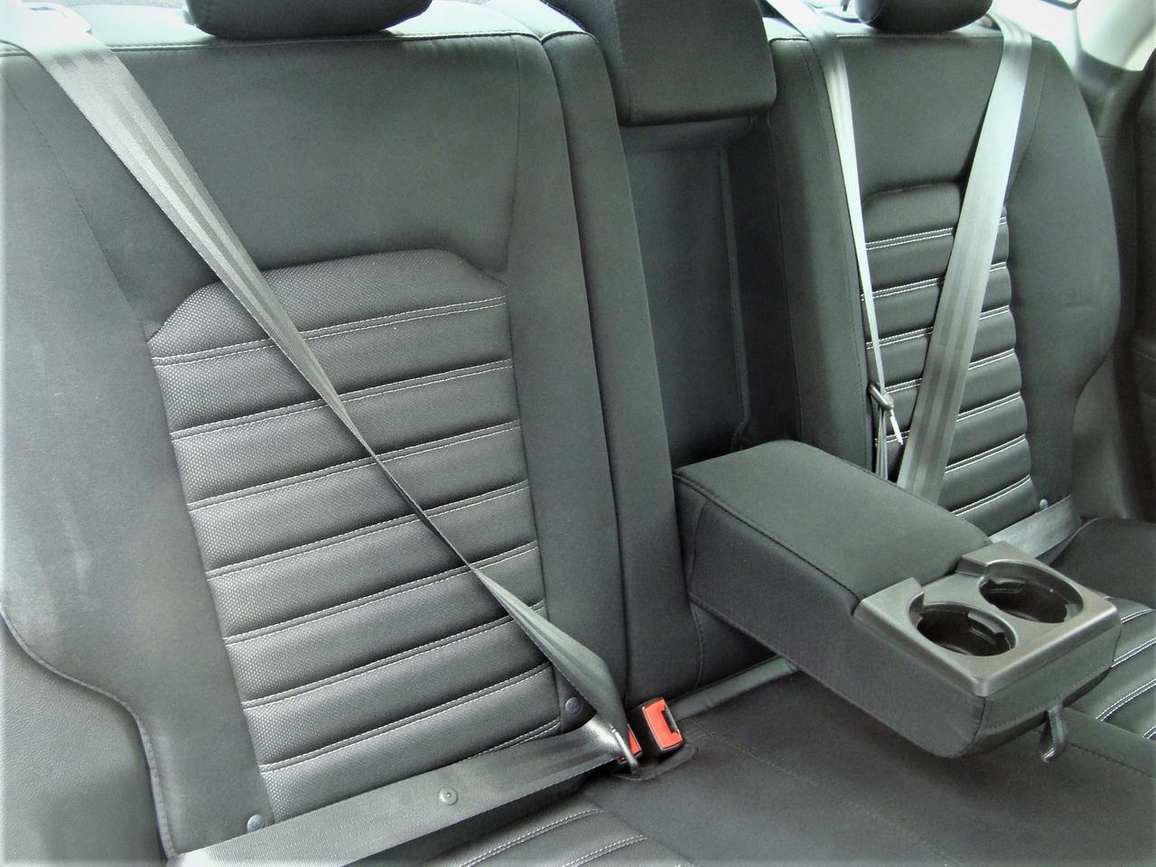 2015 Ford Fusion SE | ONLY 67K | 1 OWNER | CARFAX CLEAN Photo