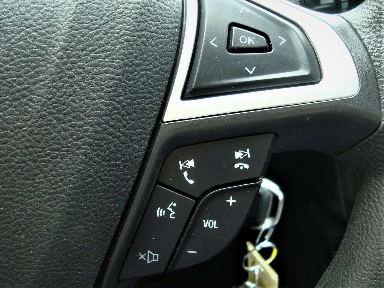 2015 Ford Fusion SE | ONLY 67K | 1 OWNER | CARFAX CLEAN Photo