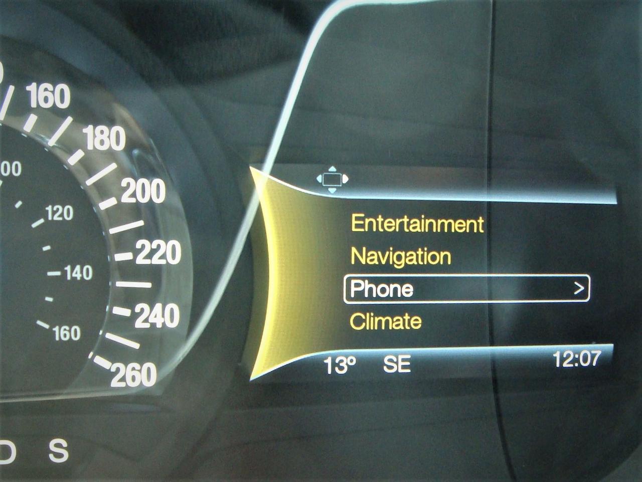 2015 Ford Fusion SE | ONLY 67K | 1 OWNER | CARFAX CLEAN Photo