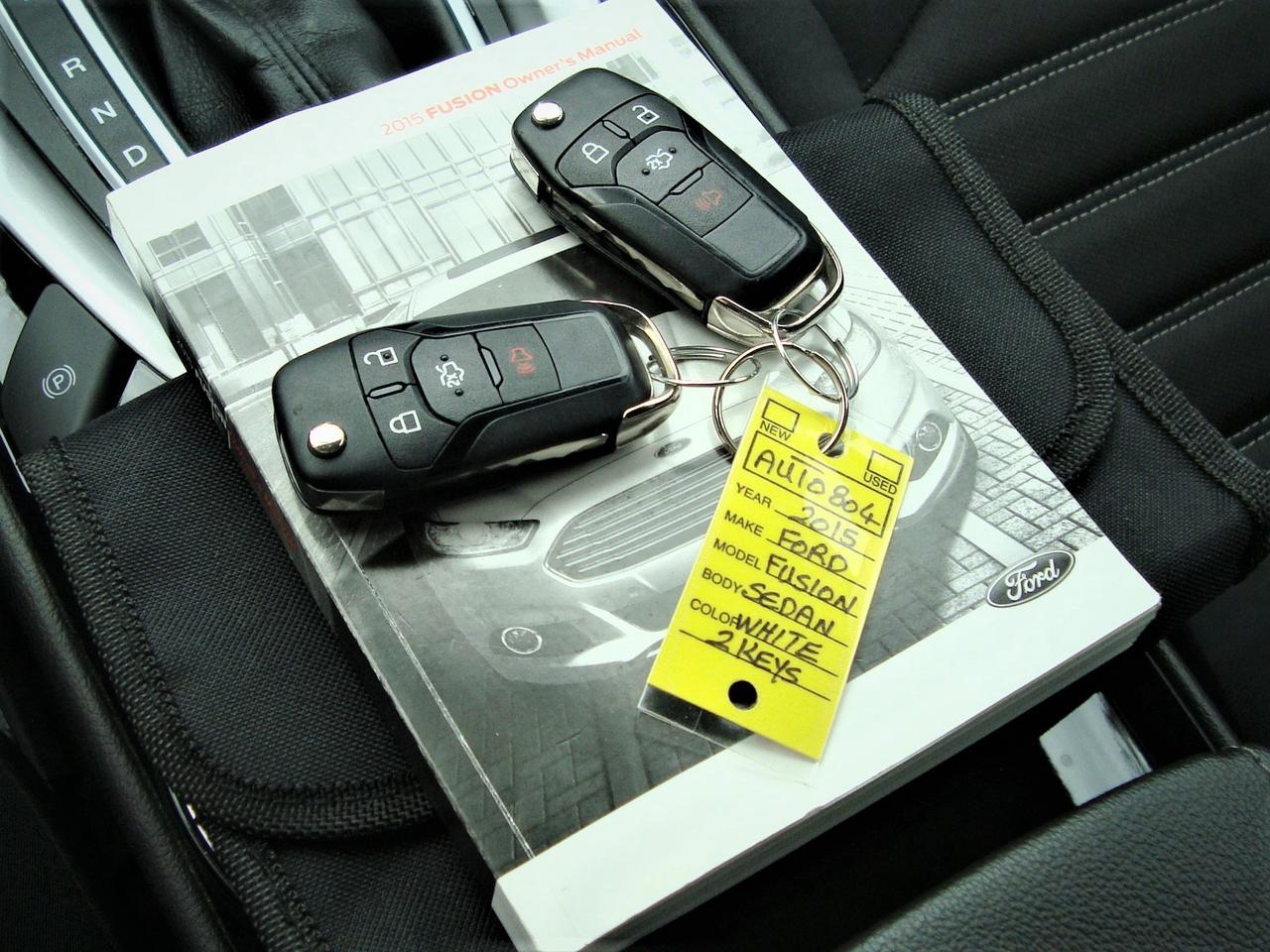 2015 Ford Fusion SE | ONLY 67K | 1 OWNER | CARFAX CLEAN Photo