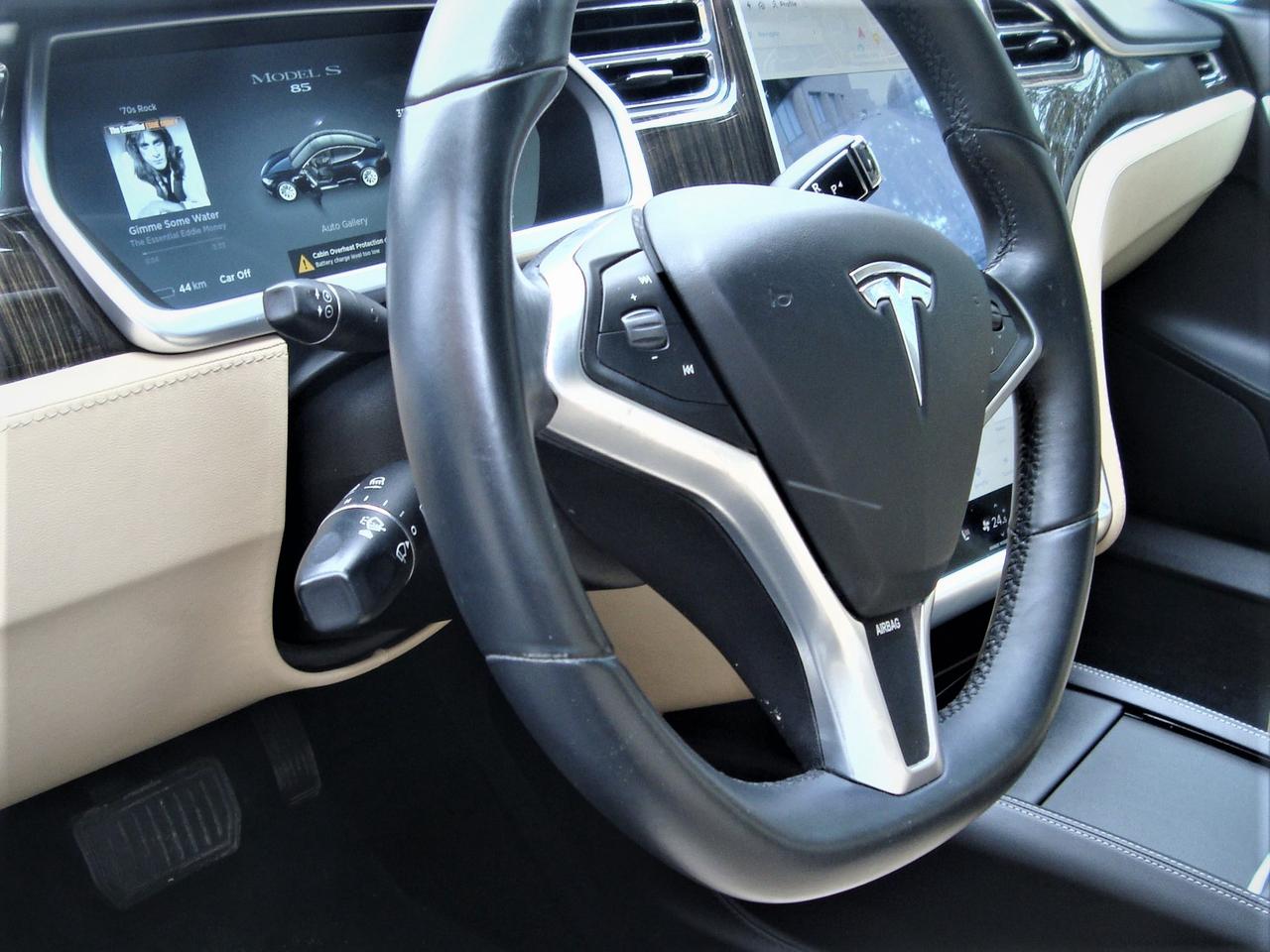 2013 Tesla Model S 85 5-PASSENGER NAVI CAMERA PANO H. SEATS Photo