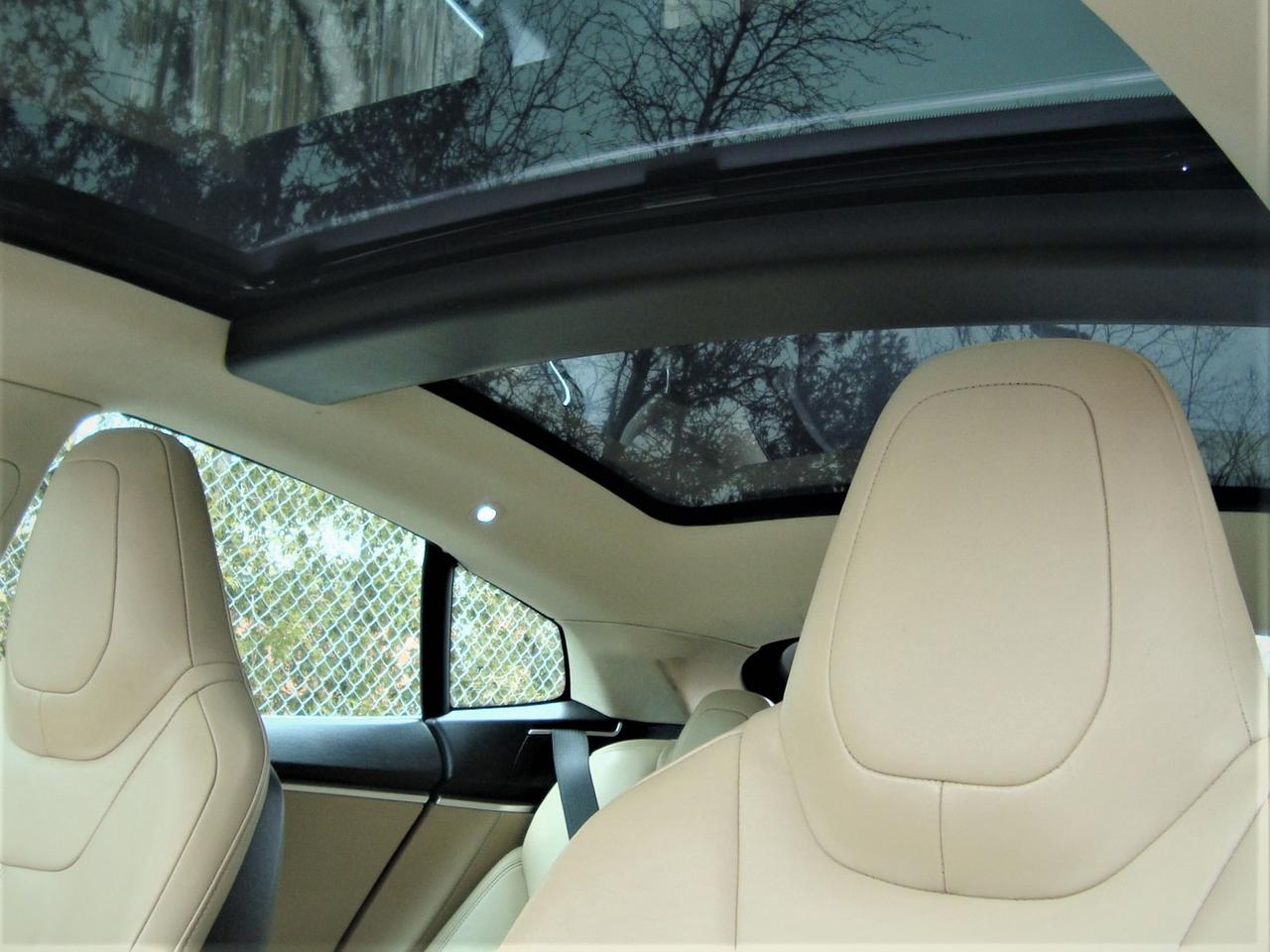 2013 Tesla Model S 85 5-PASSENGER NAVI CAMERA PANO H. SEATS Photo