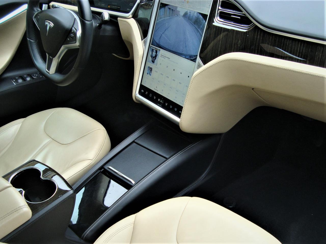 2013 Tesla Model S 85 5-PASSENGER NAVI CAMERA PANO H. SEATS Photo