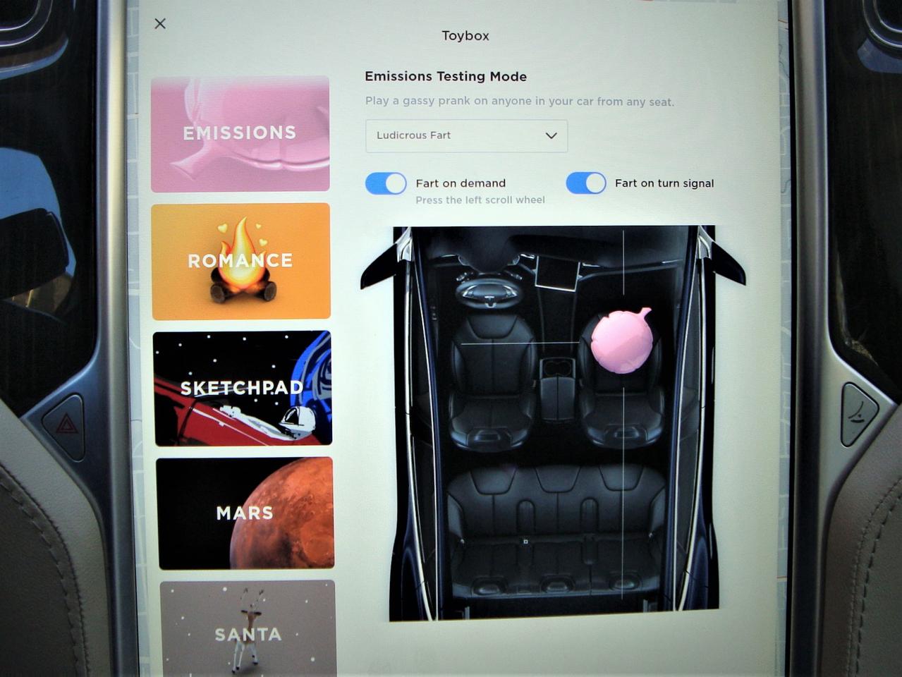 2013 Tesla Model S 85 RWD 5 PASSENGER Photo