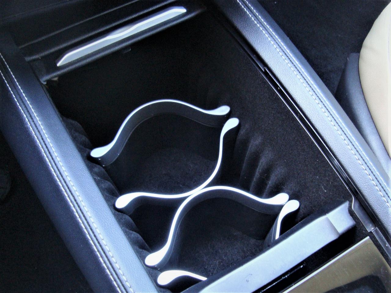 2013 Tesla Model S 85 RWD 5 PASSENGER Photo