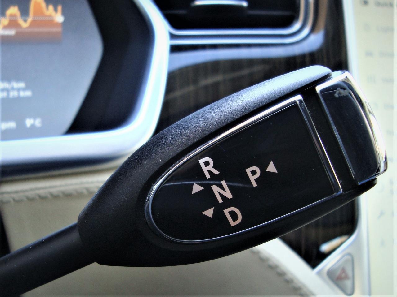 2013 Tesla Model S 85 RWD 5 PASSENGER Photo