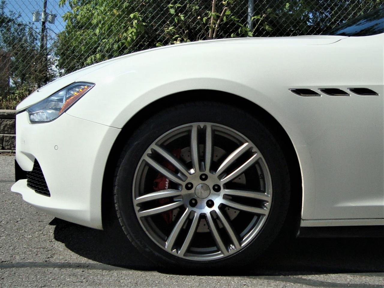 2016 Maserati Ghibli SQ4 BSA ACC NAVI CAMERA SUNROOF H/C SEATS H. STEERING Photo