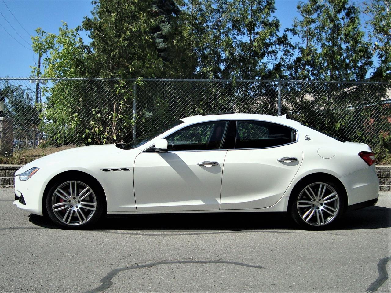 2016 Maserati Ghibli SQ4 BSA ACC NAVI CAMERA SUNROOF H/C SEATS H. STEERING Photo