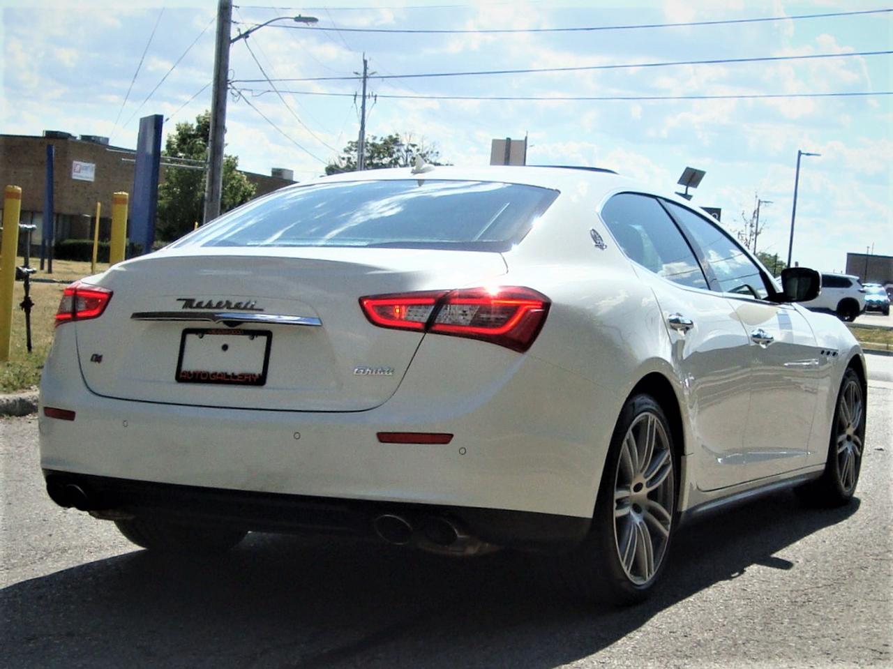 2016 Maserati Ghibli SQ4 BSA ACC NAVI CAMERA SUNROOF H/C SEATS H. STEERING Photo