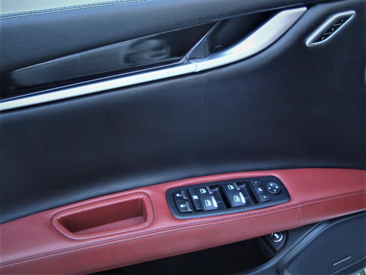 2016 Maserati Ghibli SQ4 BSA ACC NAVI CAMERA SUNROOF H/C SEATS H. STEERING Photo