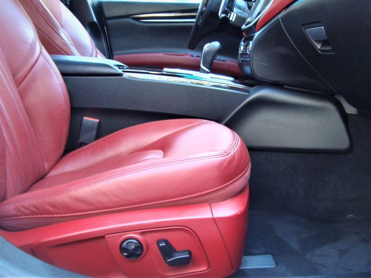 2016 Maserati Ghibli SQ4 BSA ACC NAVI CAMERA SUNROOF H/C SEATS H. STEERING Photo