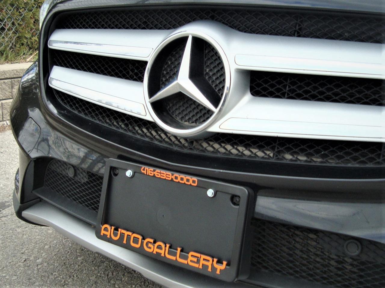 2017 Mercedes-Benz GLA250 4MATIC SPORT Photo2