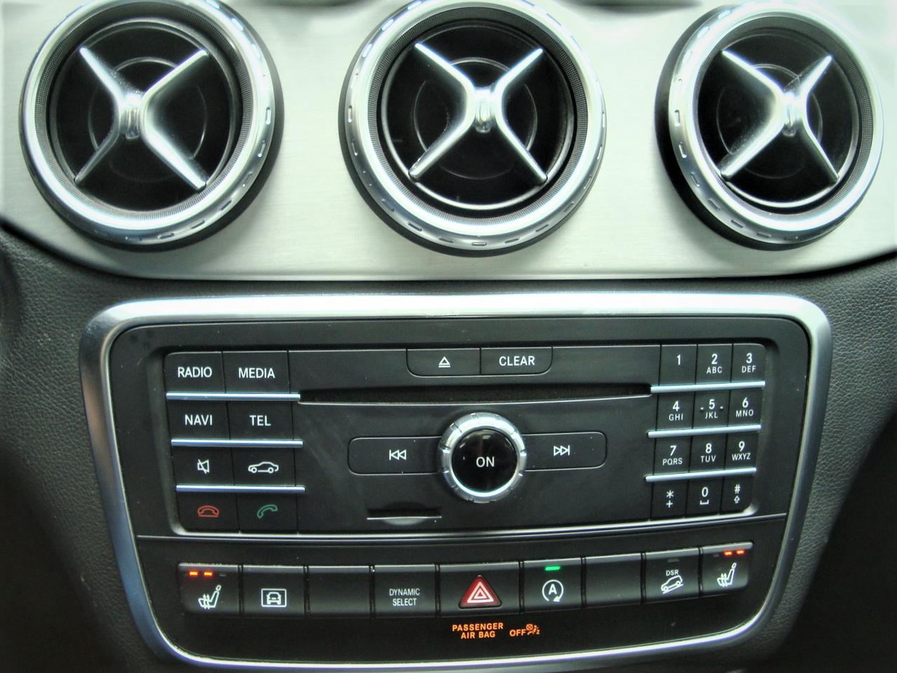 2017 Mercedes-Benz GLA250 4MATIC SPORT Photo