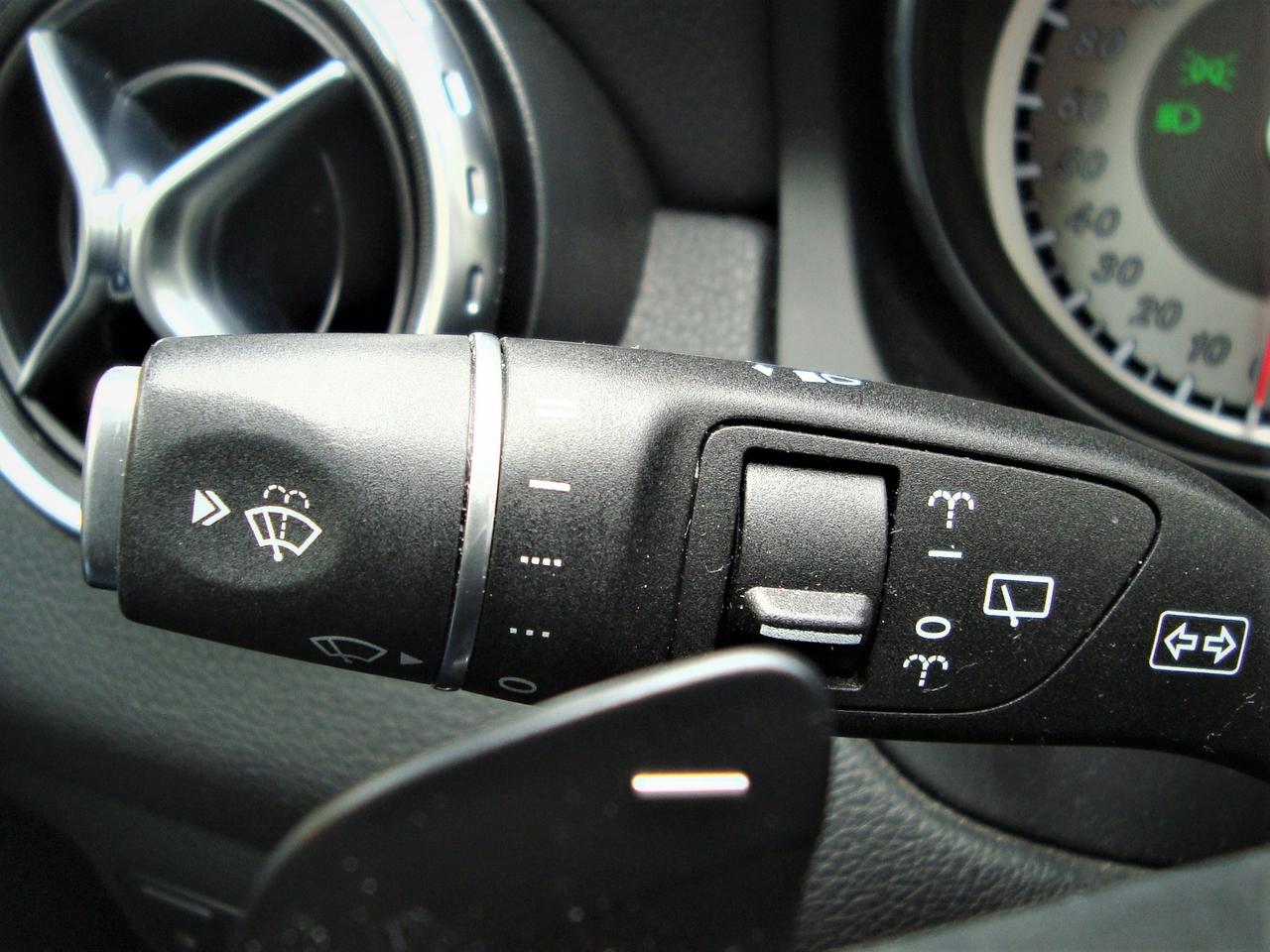 2017 Mercedes-Benz GLA250 4MATIC SPORT Photo