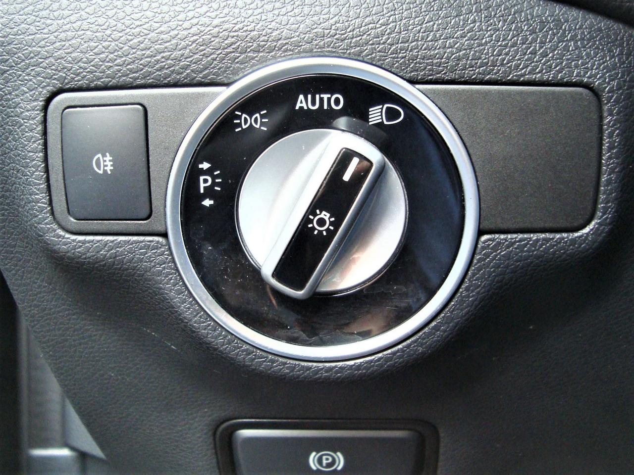 2017 Mercedes-Benz GLA250 4MATIC SPORT Photo