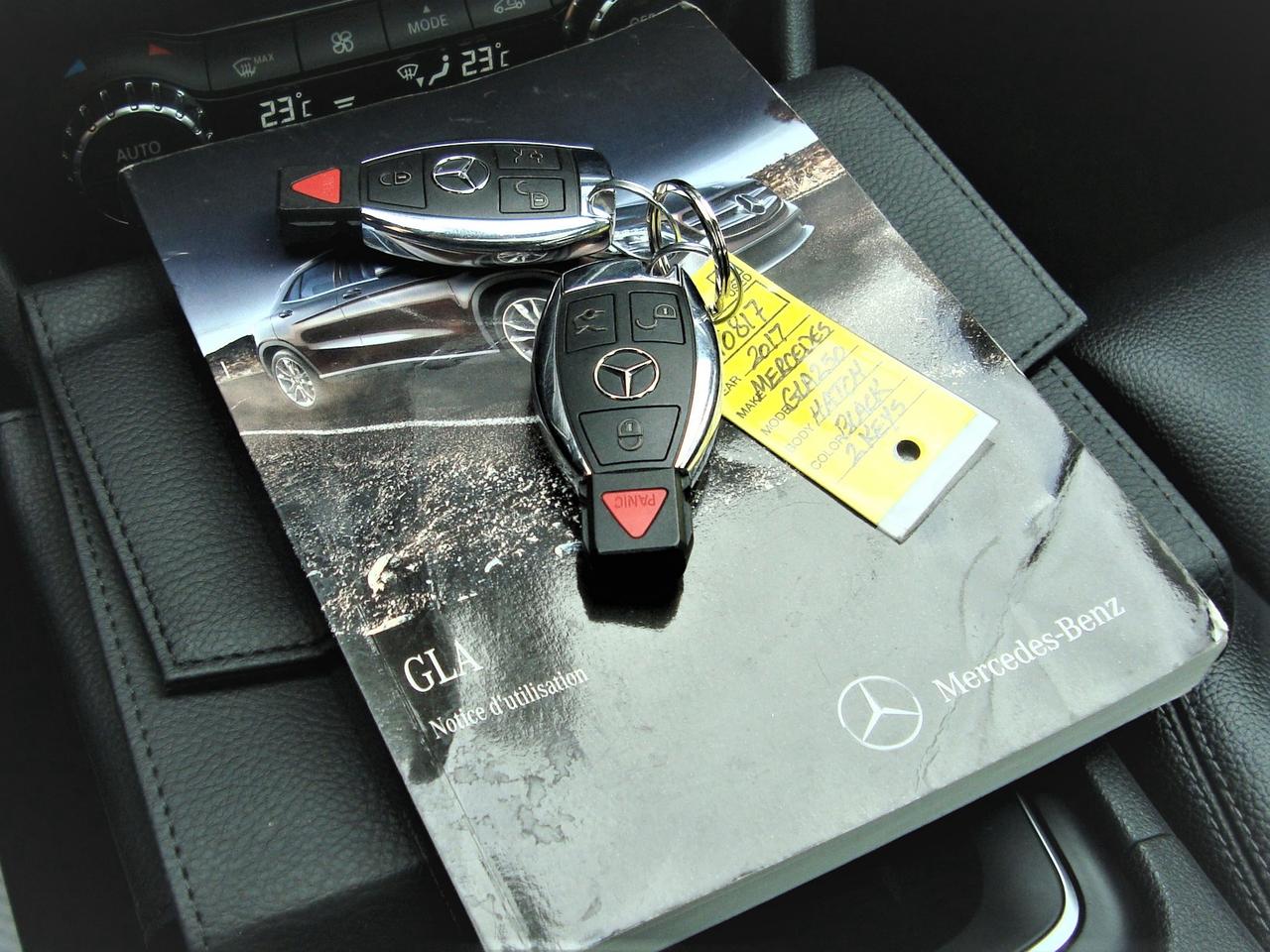 2017 Mercedes-Benz GLA250 4MATIC SPORT Photo