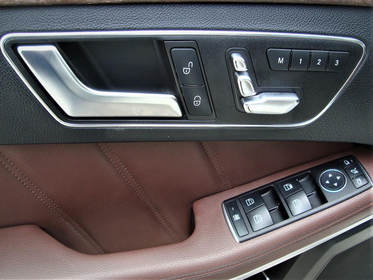 2014 Mercedes-Benz E350 4MATIC PREMIUM | ONLY 77K | 1 OWNER | CARFAX CLEAN Photo