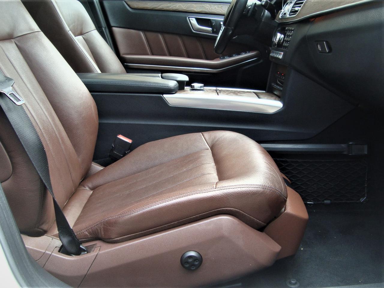 2014 Mercedes-Benz E350 4MATIC PREMIUM | ONLY 77K | 1 OWNER | CARFAX CLEAN Photo