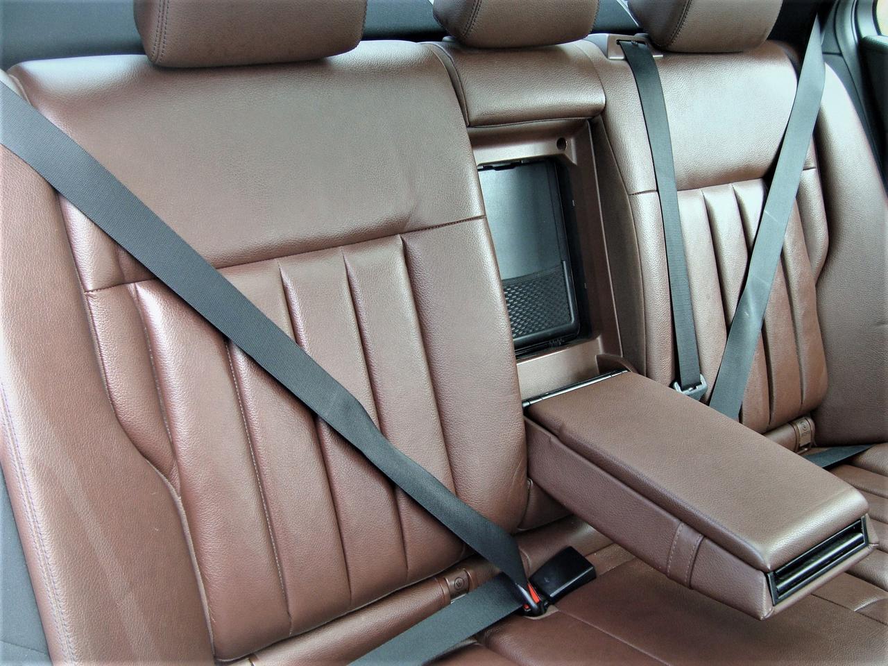 2014 Mercedes-Benz E350 4MATIC PREMIUM | ONLY 77K | 1 OWNER | CARFAX CLEAN Photo