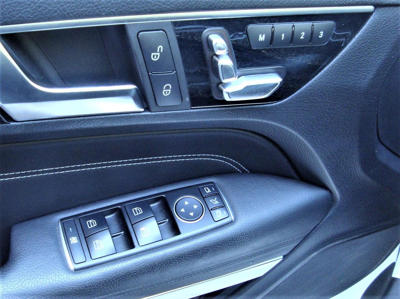 2016 Mercedes-Benz E400 COUPE 4MATIC PREMIUM Photo