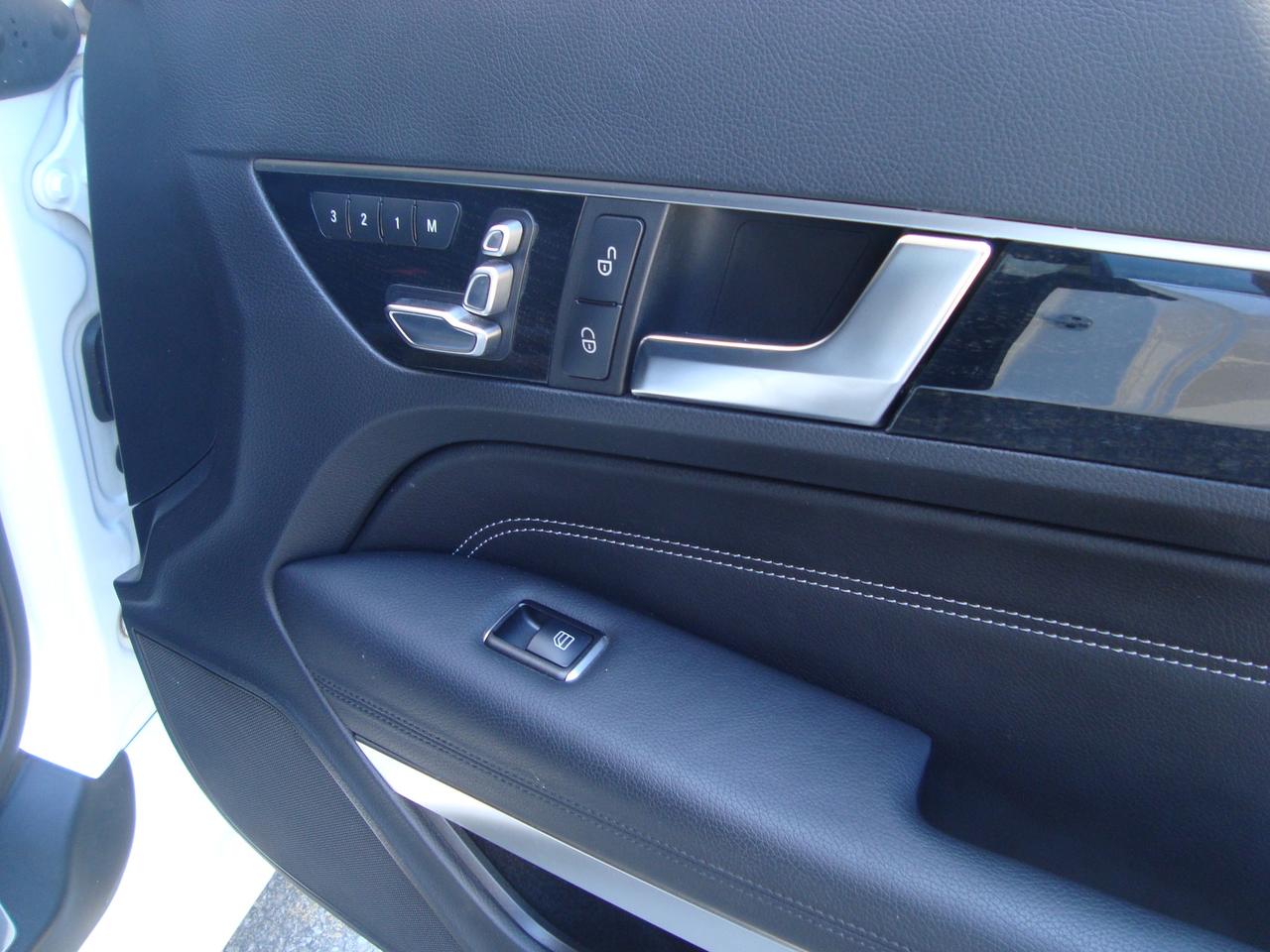 2016 Mercedes-Benz E400 COUPE 4MATIC PREMIUM Photo