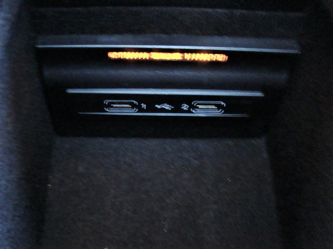 2016 Mercedes-Benz E400 COUPE 4MATIC PREMIUM Photo