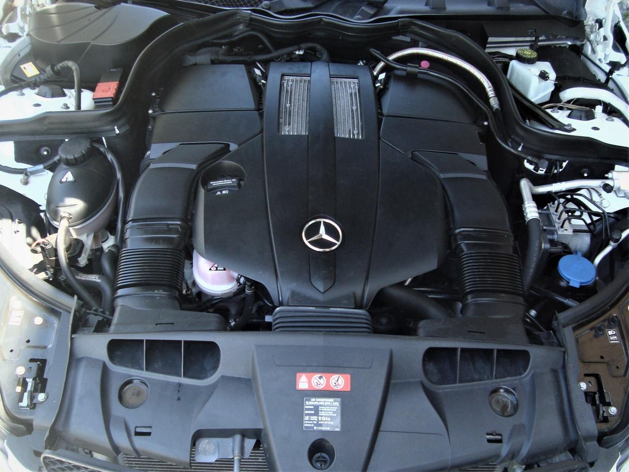 2016 Mercedes-Benz E400 COUPE 4MATIC PREMIUM Photo