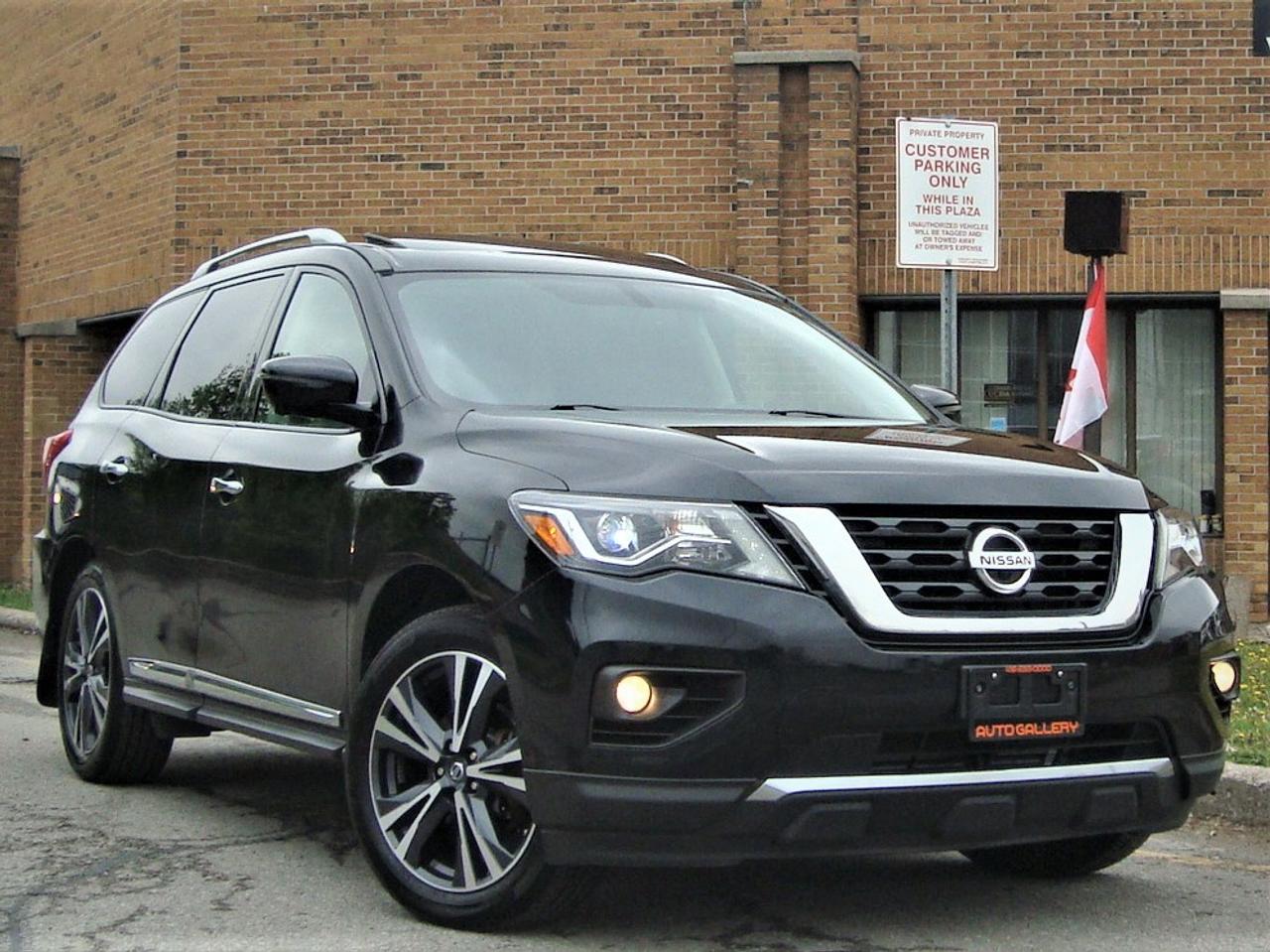 2017 Nissan Pathfinder Platinum 4WD Photo0